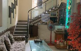 Nhà nghỉ Hoàng Anh